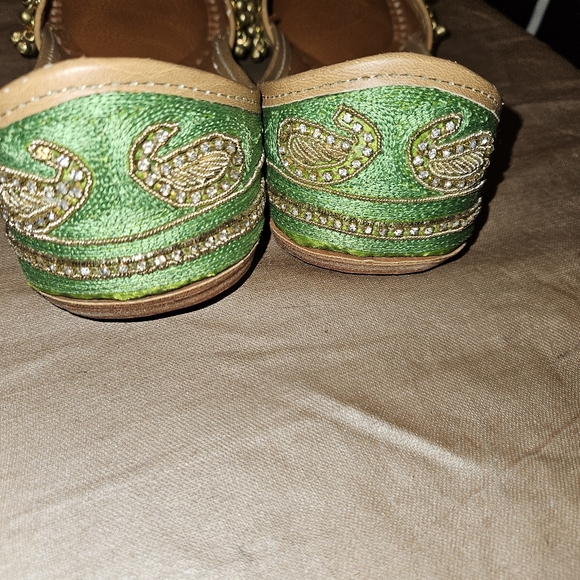 Gretchen Scott Jingle Jangle Shoes Women's 41, or 10.5. Good for costumes. - Picture 7 of 12